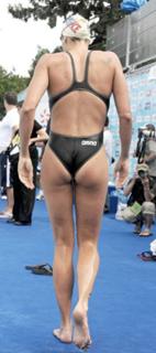 Laure Manaudou feet photo thumbnail