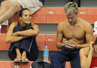 Laure Manaudou feet photo thumbnail