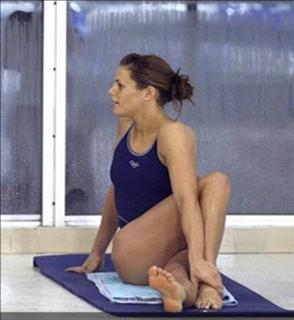 Laure Manaudou feet photo thumbnail