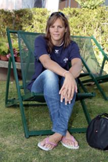Laure Manaudou feet photo thumbnail
