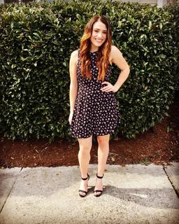 Laurel Wright feet photo 1