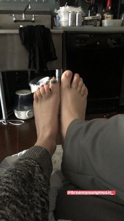 Laurel Wright feet photo 18