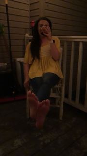 Laurel Wright feet photo 10