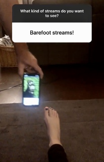 Laurel Wright feet photo 9