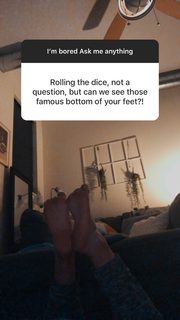 Laurel Wright feet photo 9