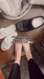 Laurel Wright feet photo 4