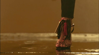 Lauren Alaina feet photo thumbnail