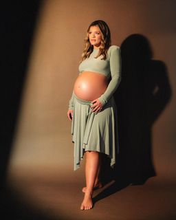 Lauren Alaina feet photo thumbnail