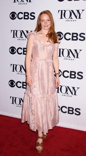 Lauren Ambrose feet photo thumbnail