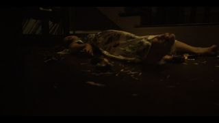 Lauren Ambrose feet photo thumbnail