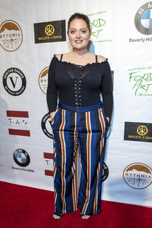 Lauren Ash feet photo 5