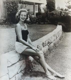 Lauren Bacall feet photo 6