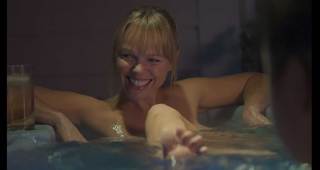 Lauren Bowles feet photo 6