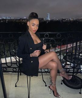 Lauren Bowry feet photo 15