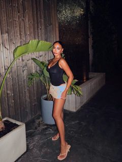 Lauren Bowry feet photo 14