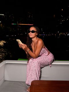 Lauren Bowry feet photo 10