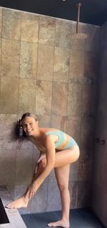 Lauren Brant feet photo 4