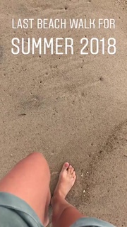 Lauren Bush feet photo 3