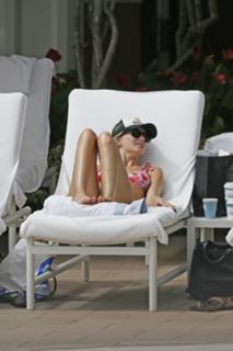 Lauren Bushnell feet photo 2