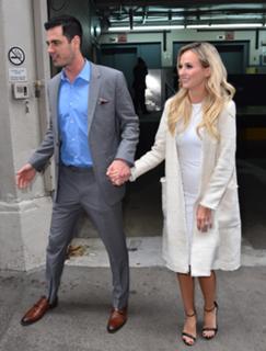 Lauren Bushnell feet photo 9
