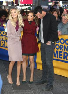 Lauren Bushnell feet photo 10