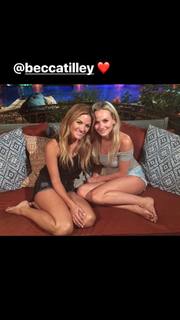 Lauren Bushnell feet photo 1