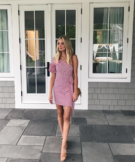 Lauren Bushnell feet photo 12