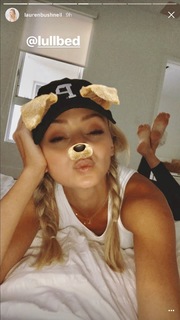 Lauren Bushnell feet photo 8