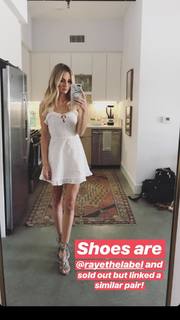 Lauren Bushnell feet photo 2