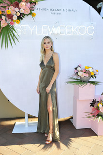 Lauren Bushnell feet photo 5