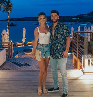 Lauren Bushnell feet photo 9