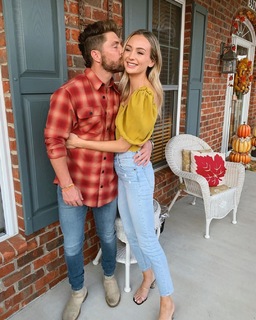 Lauren Bushnell feet photo 2