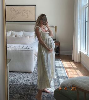 Lauren Bushnell feet photo 2