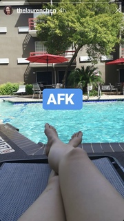 Lauren Chen feet photo 3