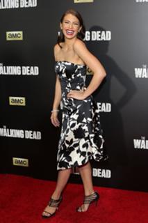 Lauren Cohan feet photo thumbnail