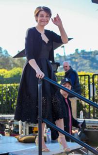 Lauren Cohan feet photo thumbnail