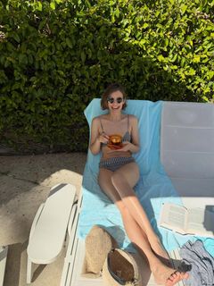 Lauren Cohan feet photo 1