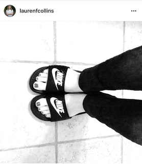 Lauren Collins feet photo 2