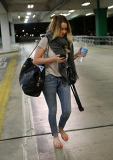 Lauren Conrad feet photo thumbnail