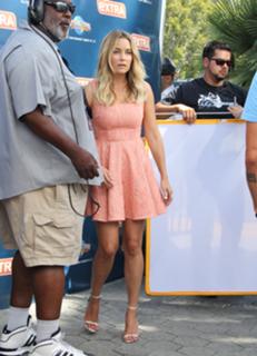 Lauren Conrad feet photo thumbnail