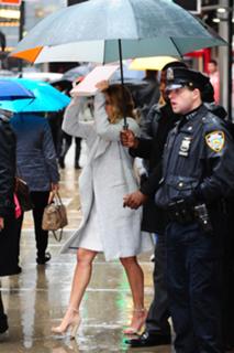 Lauren Conrad feet photo thumbnail