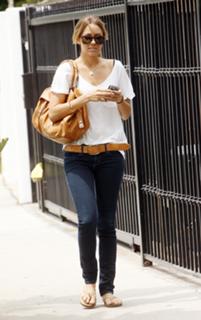 Lauren Conrad feet photo thumbnail
