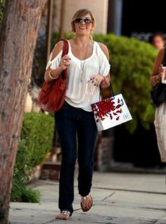 Lauren Conrad feet photo thumbnail