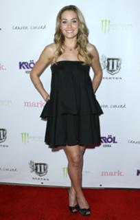 Lauren Conrad feet photo thumbnail