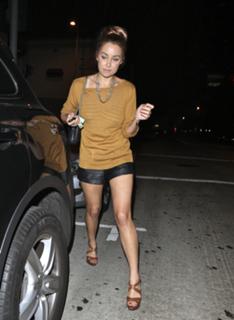 Lauren Conrad feet photo thumbnail