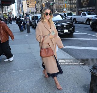 Lauren Conrad feet photo 2