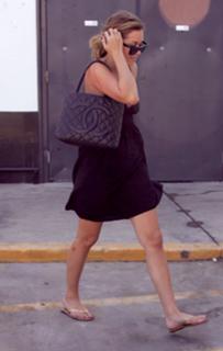 Lauren Conrad feet photo thumbnail