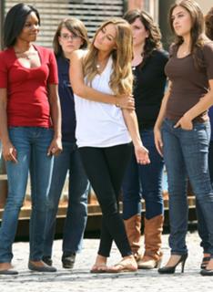 Lauren Conrad feet photo thumbnail