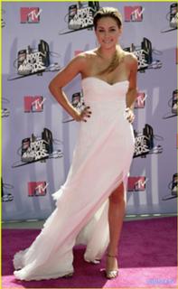 Lauren Conrad feet photo thumbnail