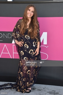 Lauren Daigle feet photo 16